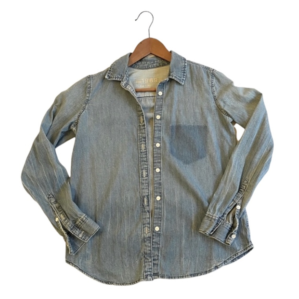 Gap Denim Button Down Shirt